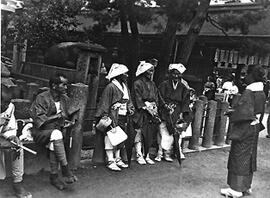 
Le Japon de 1937 à 1939 vu par André Leroi-Gourhan, les costumes. Paysannes du nord de la ville ...